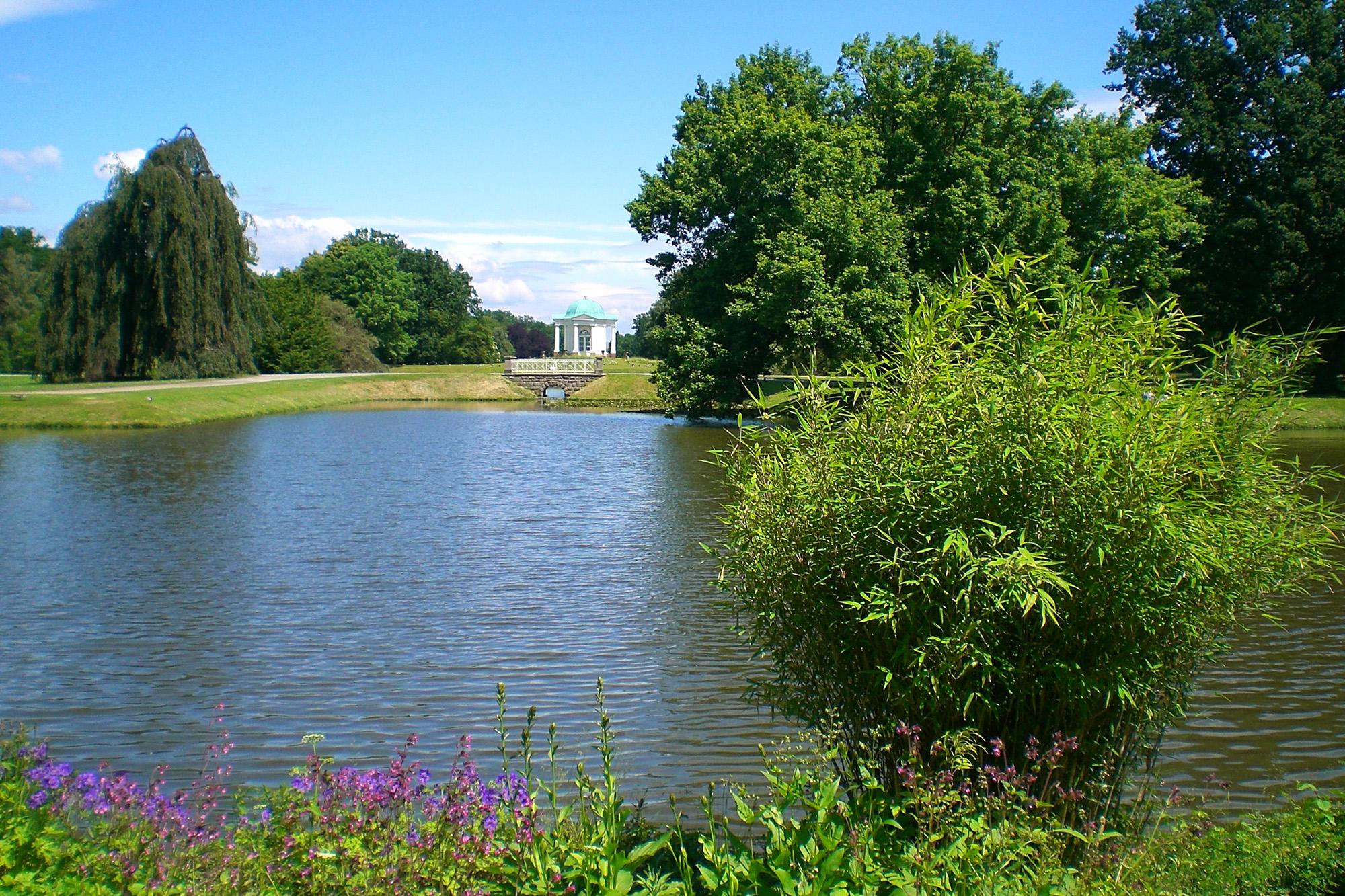 Insel Siebenbergen im Staatspark Karlsaue (c) MHK