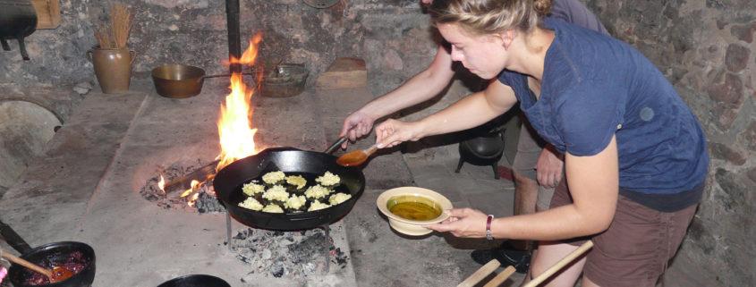 Kochen in Seligenstadt (c) Svetlana Jaremitsch, VSG