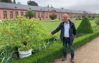 Helmut Krupp, Gartenmeister im Schlosspark von Schwetzingen, Foto: SSG Baden-Württemberg, Schloss Schwetzingen