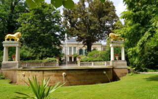 Eingang Schlosspark Glienicke 2018 (c) Andrea Hahn | Text & Presse