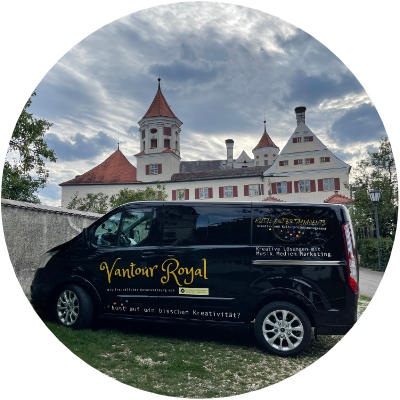 Vantour Royal vor Schloss Brenz